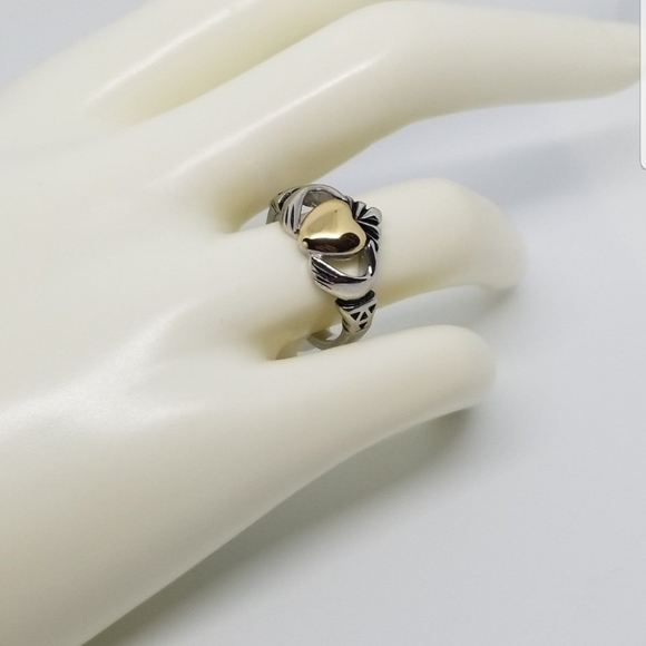SALE☆Irish Claddagh Ring - Picture 7 of 7